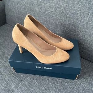 Cole Haan Gabbbie pump